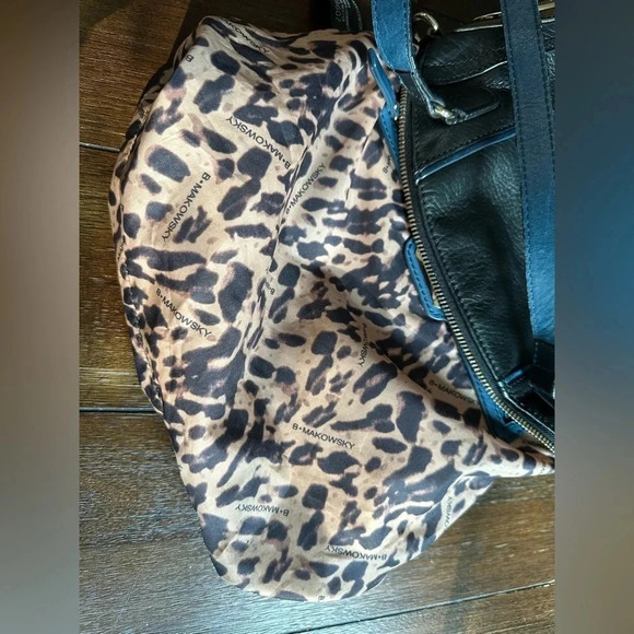 B. Makowsky shoulder bag - Picture 11 of 13